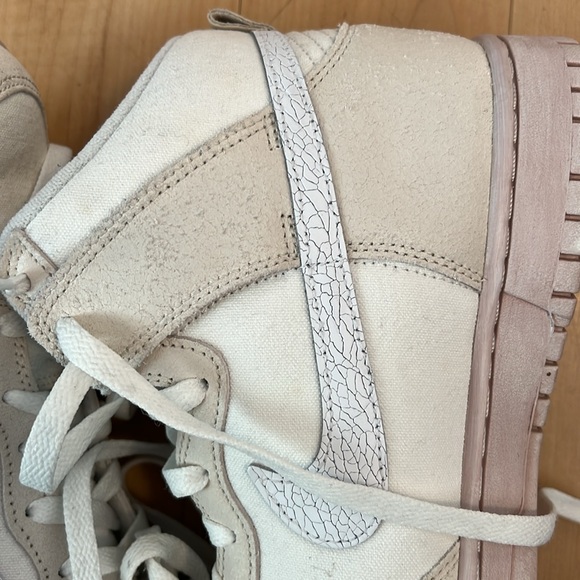 Nike Dunk Hi Retro size 10 Cracked Leather Salt Flats DV0822-100 Men's - Picture 11 of 12